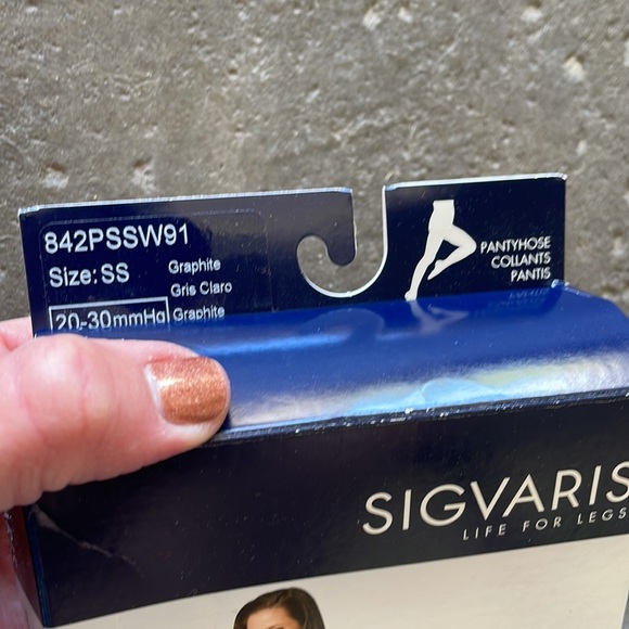 Sigvaris full hose 20-30mmHg - Picture 5 of 10